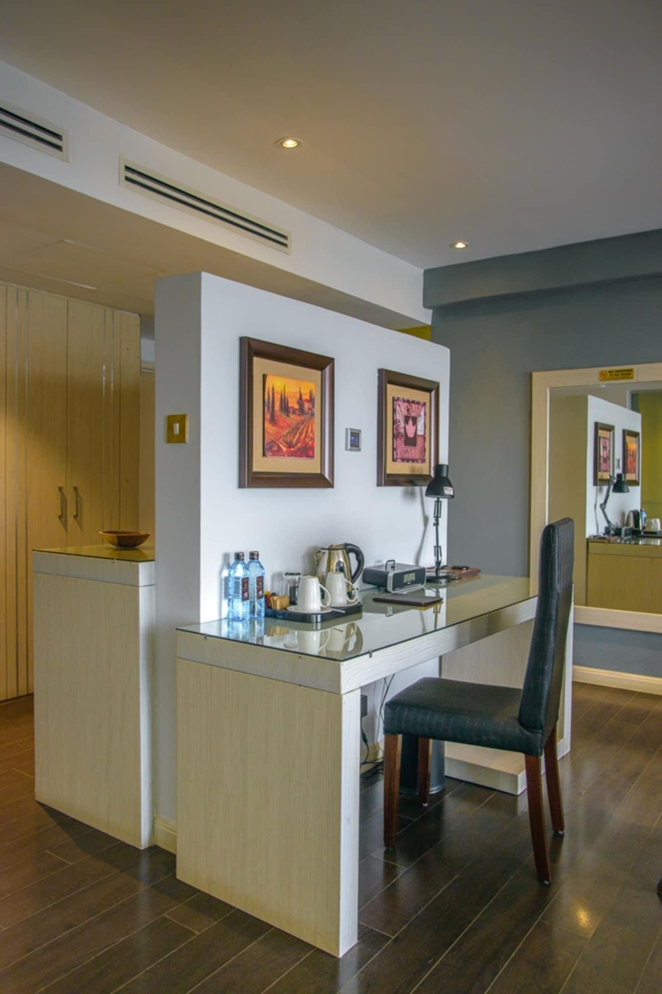 Cloud Hotel & Suites Nairobi Exteriör bild